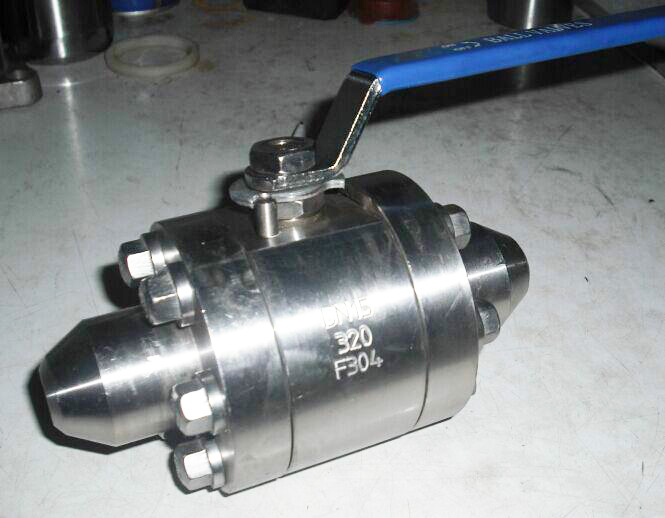 ���P������y